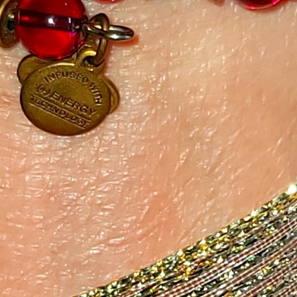 Vintage Alex & Ani energy bracelet ✨️ - Picture 2 of 6